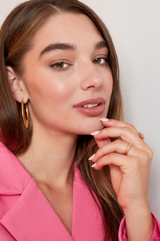 gouden ring met verbonden hartjes