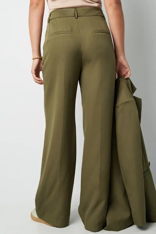 pantalon met wijde pijpen in groen