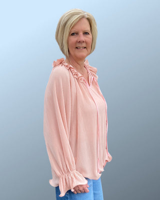 plissé blouse met ruche en strik in peach