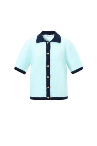 Gebreid vest met korte mouw en gekleurde bies in lichtblauw/donkerblauw