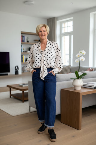 Polkadot blouse met strikkraag in wit/zwart