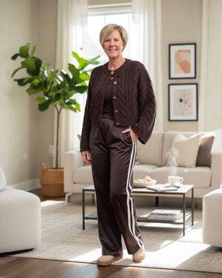 Satijn-look sporty wide leg met streep in bruin