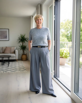 Wijde pantalon met plooien in grijs