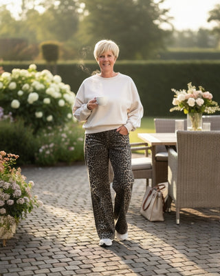 Sweater met gekleurde bies in beige