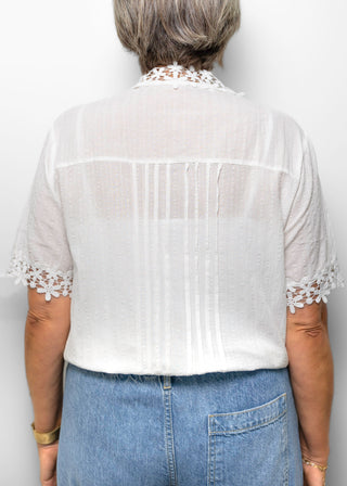 witte kanten blouse met korte mouwen