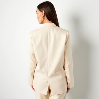 blazer in beige