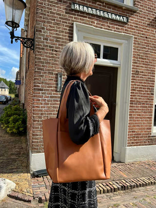 vegan leather tote bag cognac